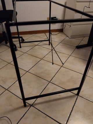 Struttura metallo scrivania nera