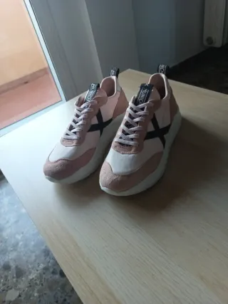 Zapatillas Munich rosas y blancas