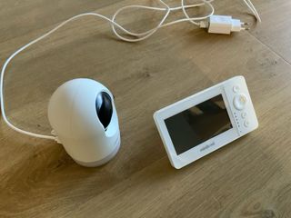 Vigilabebés Miniland