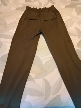 Pantalones verde oliva
