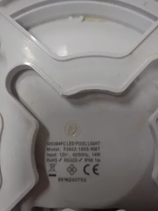 Proiettore LED a superficie per piscina a colori 24W