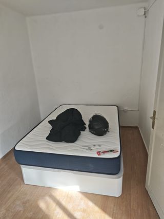 Disponemos de 3 habitaciones en Carrer de Sant Joa