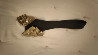 Cintura elastica da donna con fiocco dorato