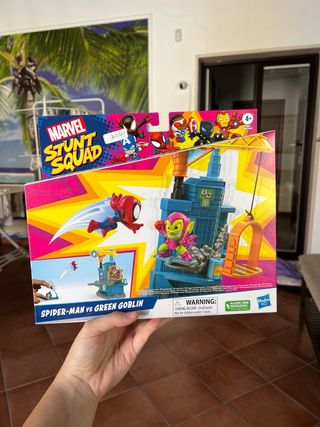 Marvel Stunt Squad Spider-Man vs Green Goblin