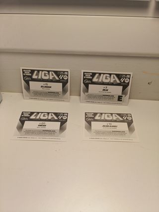 Lote 4 cromos Liga Este