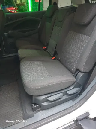 Ford Grand C-MAX 2014