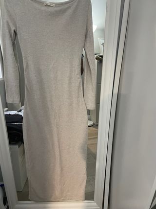 Vestido largo beige manga larga