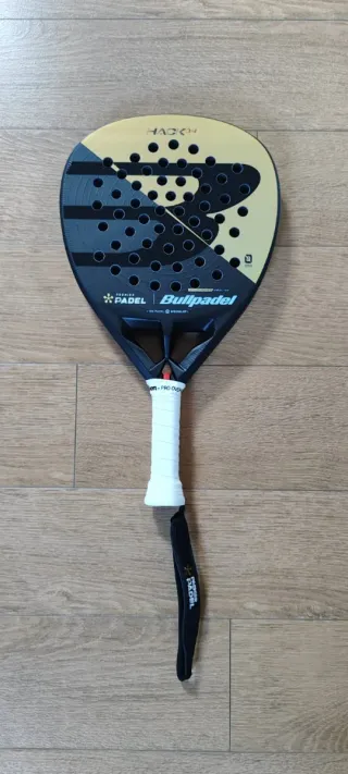 Bullpadel Hack 04 Premier Padel