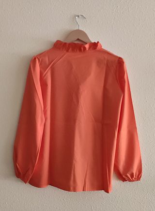 BLUSA PRIMAVERA ESCOTE V LISO T. M A ESTRENAR