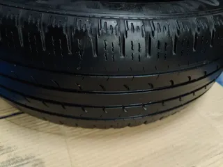 225/60R18 100H Neumático Goodyear