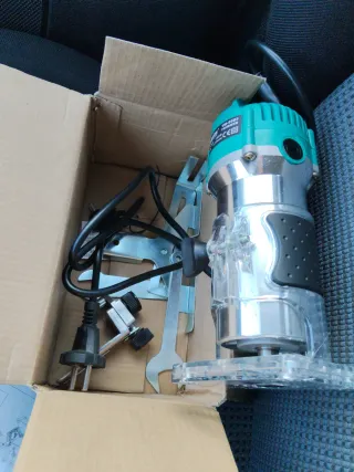 Fresadora Eléctrica TR-6503