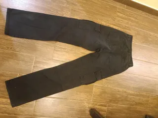 Jeans cargo neri donna