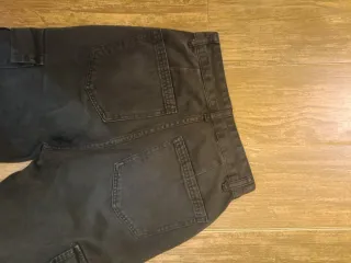 Jeans cargo neri donna