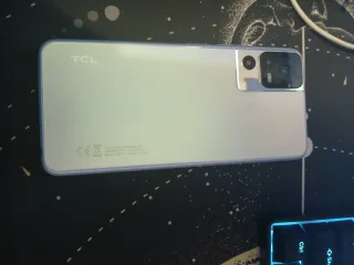 Móvil TCL Negro y Azul