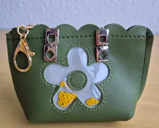 Monedero Verde y Pendientes de Lotus