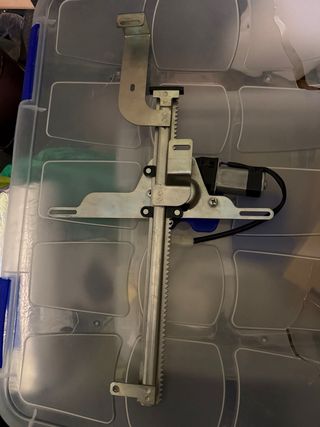 Elevalunas Eléctrico Lada Niva