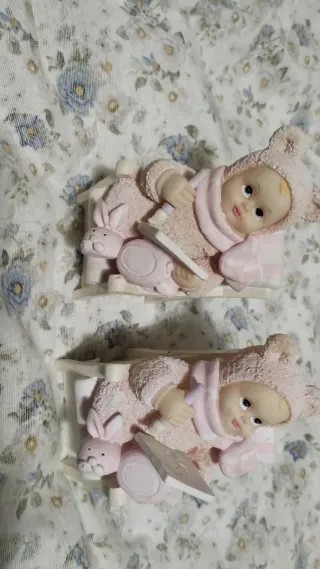 2 Bellissimi figurini decorativi in Resina