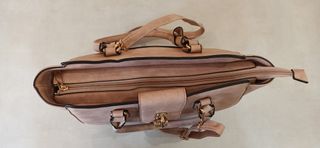 Bolso Grande Beige Mujer Asa y Cierre Dorado