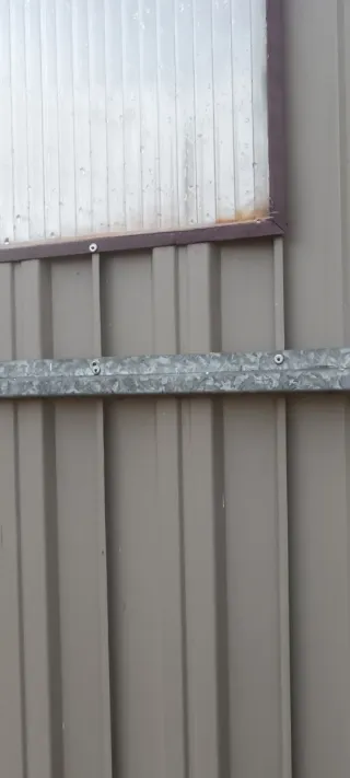 Puerta de garaje basculante. Regalo puerta de paso