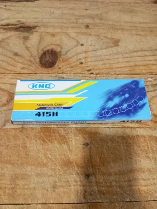 Cadena KMC 415H 130 eslabones