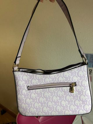 Bolso morado y blanco con logo