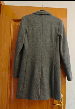 Abrigo H&M gris talla XS