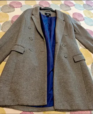 Abrigo H&M gris talla XS