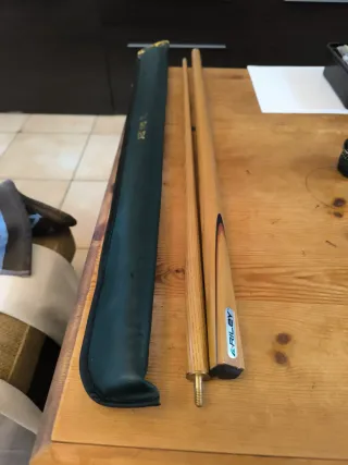 Taco de billar RILEY con funda