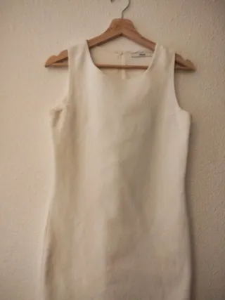 Vestido blanco con flecos