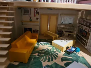 Casa de Juguete con Tobogán y Piscina