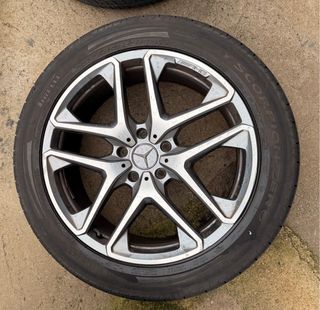 Llantas Mercedes Class G