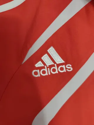 Chaqueta Adidas Roja y Blanca