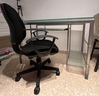 Escritorio de Cristal templado y Metal + silla