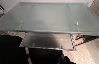Escritorio de Cristal templado y Metal + silla