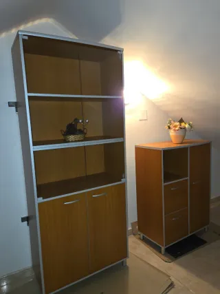 Vitrina y Mueble Madera y Cristal