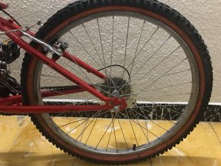 Bicicleta Mtb Roja y Plateada