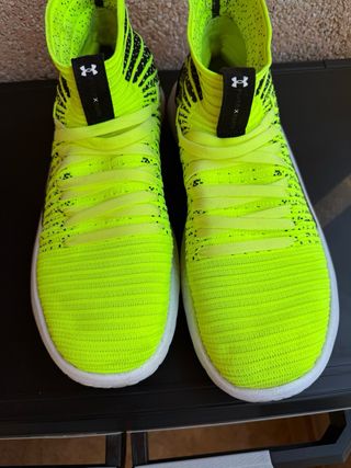 Zapatillas Under Armour Verdes y Negras