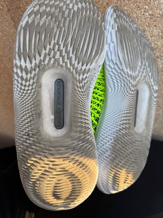 Zapatillas Under Armour Verdes y Negras