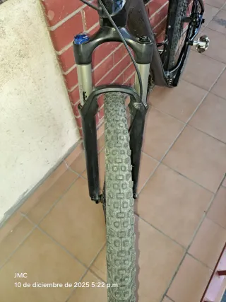 MTB Rin 29' Carbono Sram 12V Talla M (17.5")