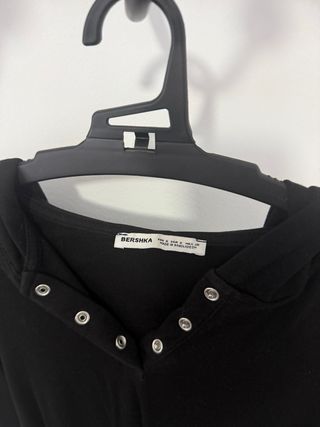 Camiseta negra manga larga