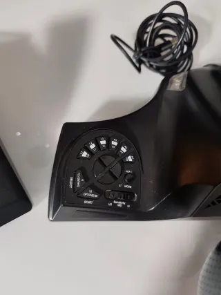 Xbox One con 2 mandos, volante y dos juegos