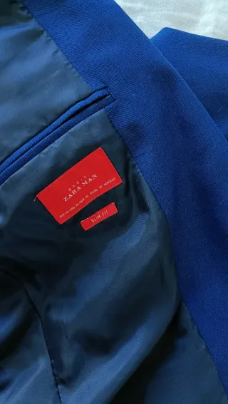 Traje de hombre azul