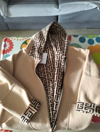 Chaqueta ITALY MODA Beige y Negro