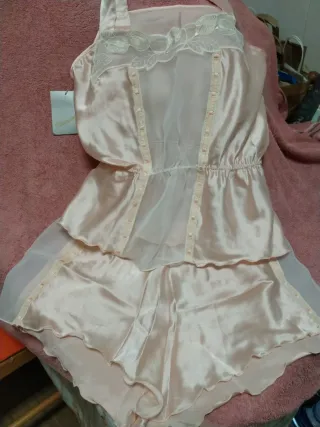 Lencería Antigua Mujer