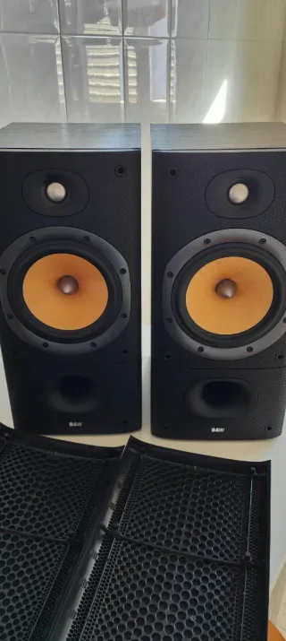 Altavoces B&W DM 602 S3