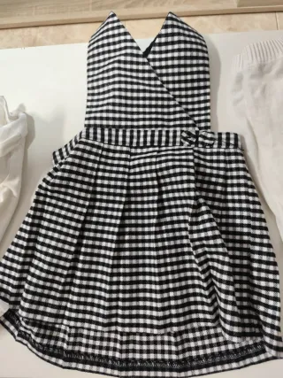 Conjunto niña Peto cuadros + Camiseta + Leotardos