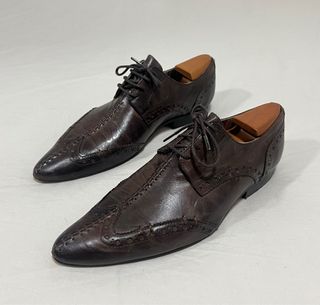 Zapatos punta cordones marrones