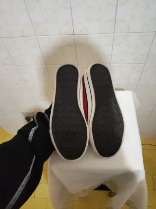 Scarpe da ginnastica rosse