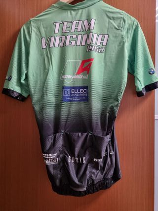 Maglia e pantaloncini estivi Gobik