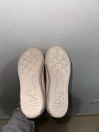 Zapatillas Refresh rojas y blancas